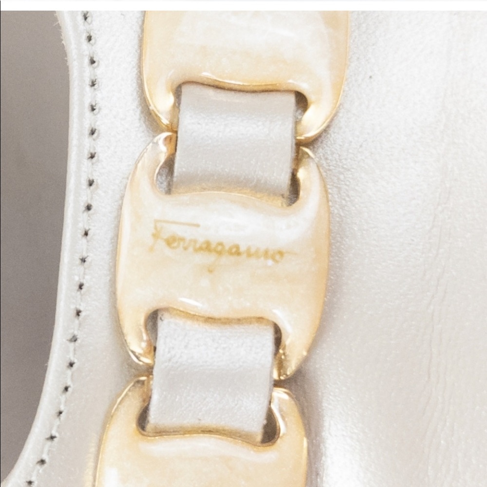 Vintage Salvatore Ferragamo - Picture 5 of 9